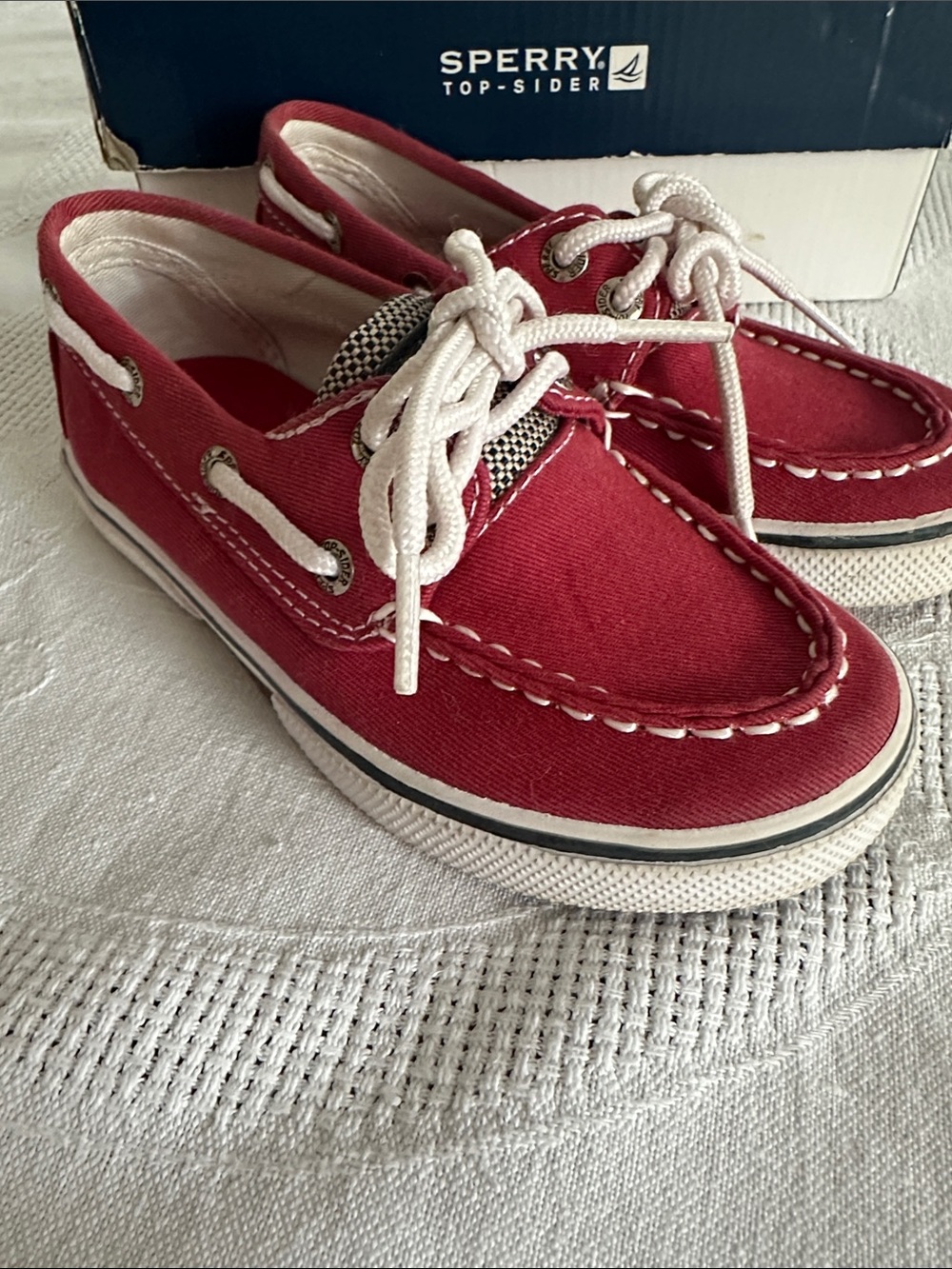 NEW Sperry Kids Halyard Red Canvas Boat Shoes boy or girl 10